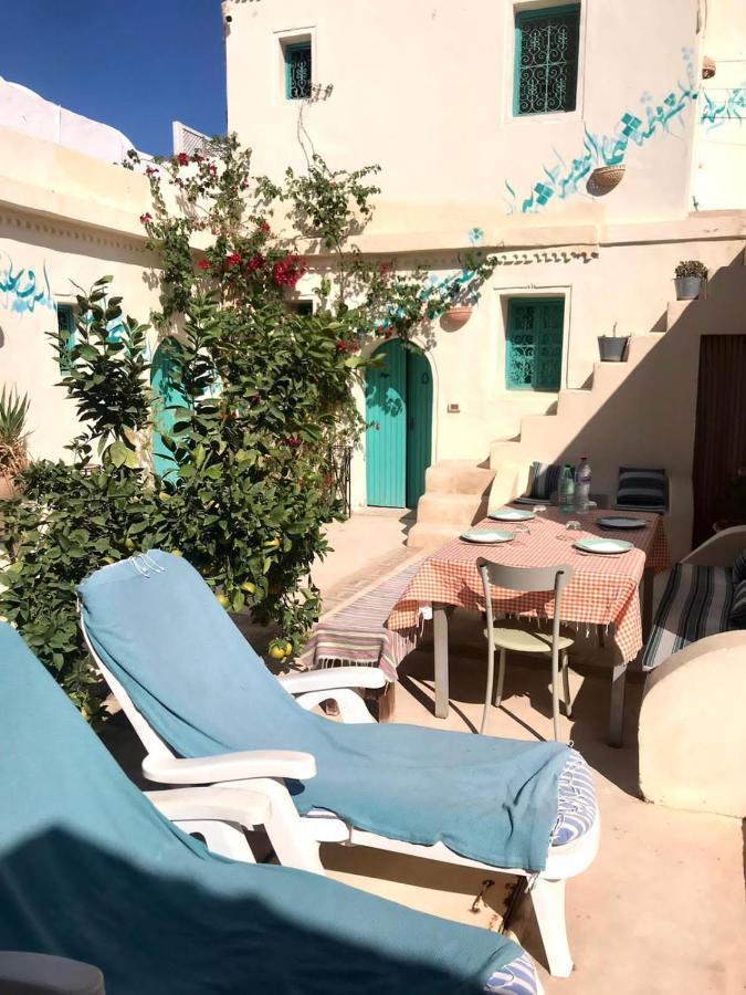 Bed and Breakfast Dar Lily Erriadh Esterno foto